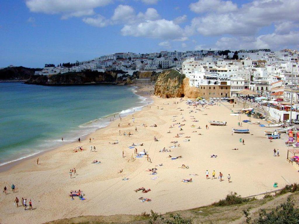 Residencial Capri By Umbral Hotel Albufeira Buitenkant foto